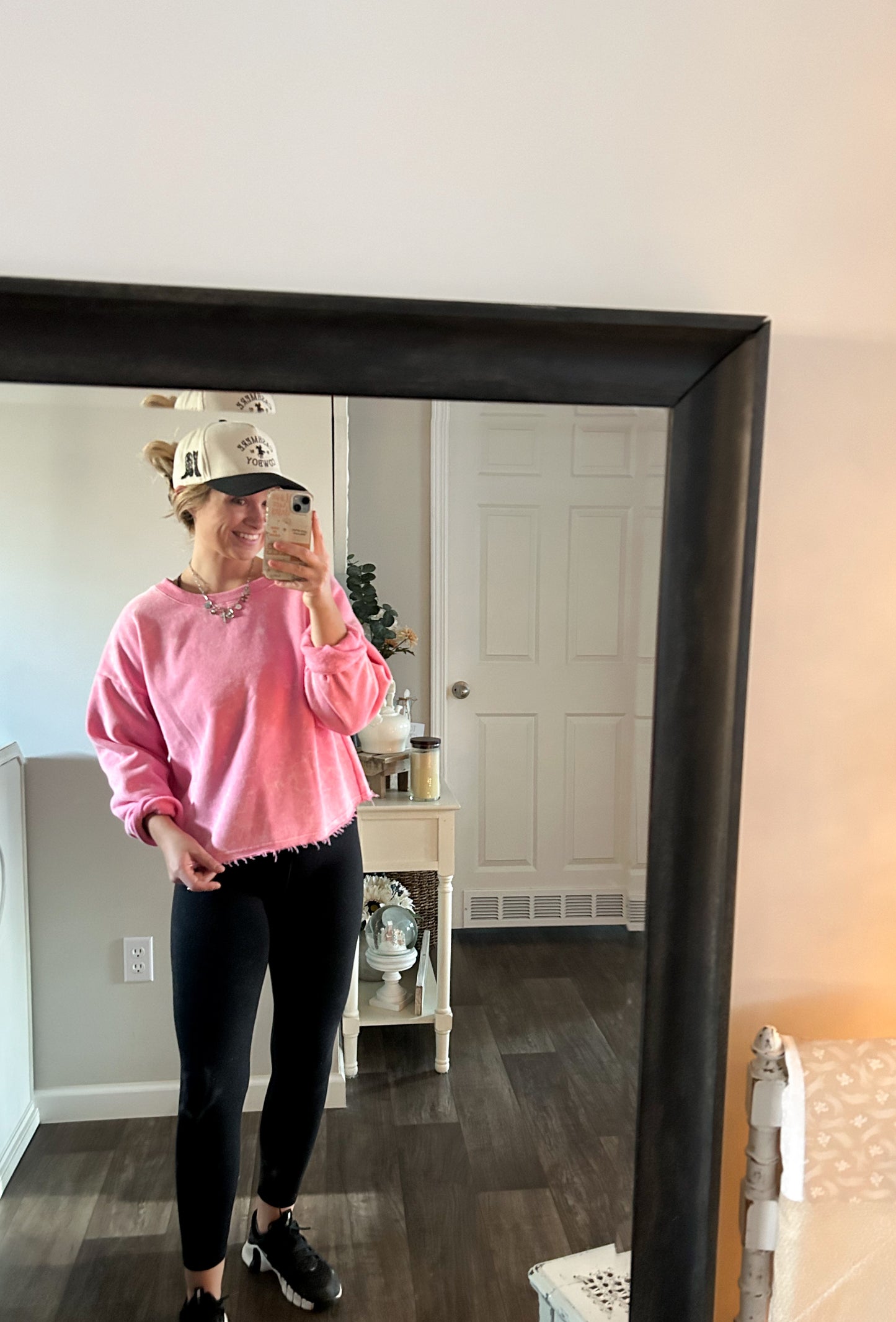 Mineral Wash Sweatshirt - Pink