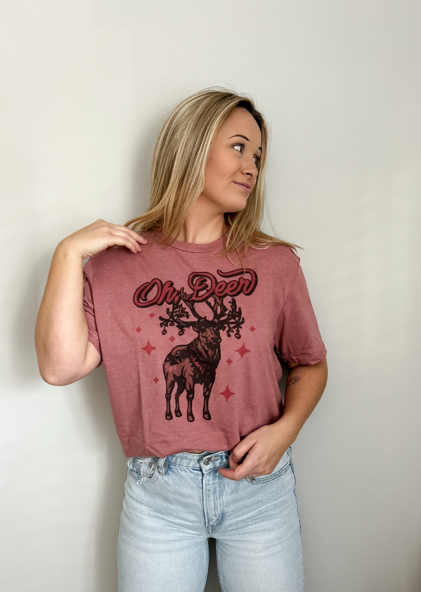 Oh Deer Holiday Tee